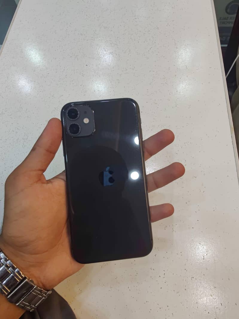 Apple iPhone 11 0