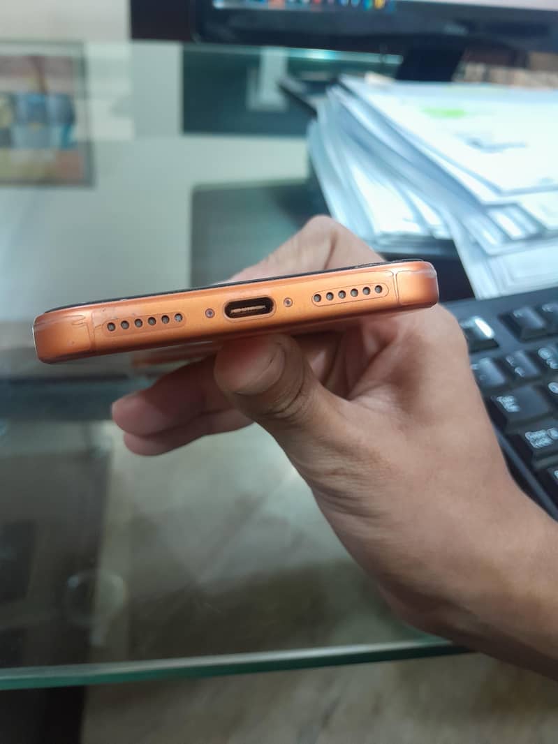 Apple iPhone 17 Pro Max JV 3