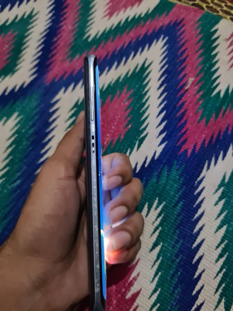 Samsung Mobile S8 3