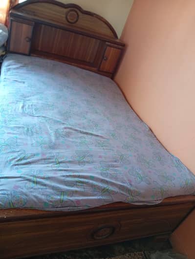 Double bed for Sale