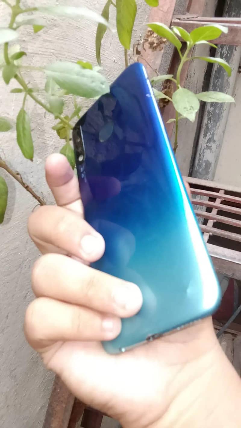 Tecno Spark 4 0