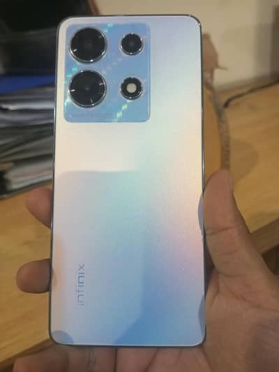 Infinix Note 30