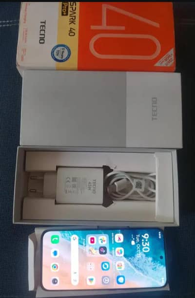 TECNO SPARK 40 PRO PLUS 8+8 256 White color, original box  charge