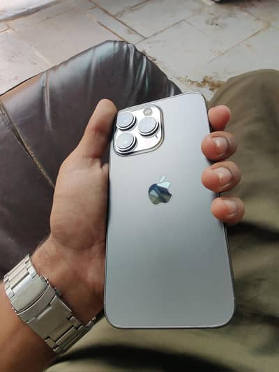 Apple iPhone 13 Pro