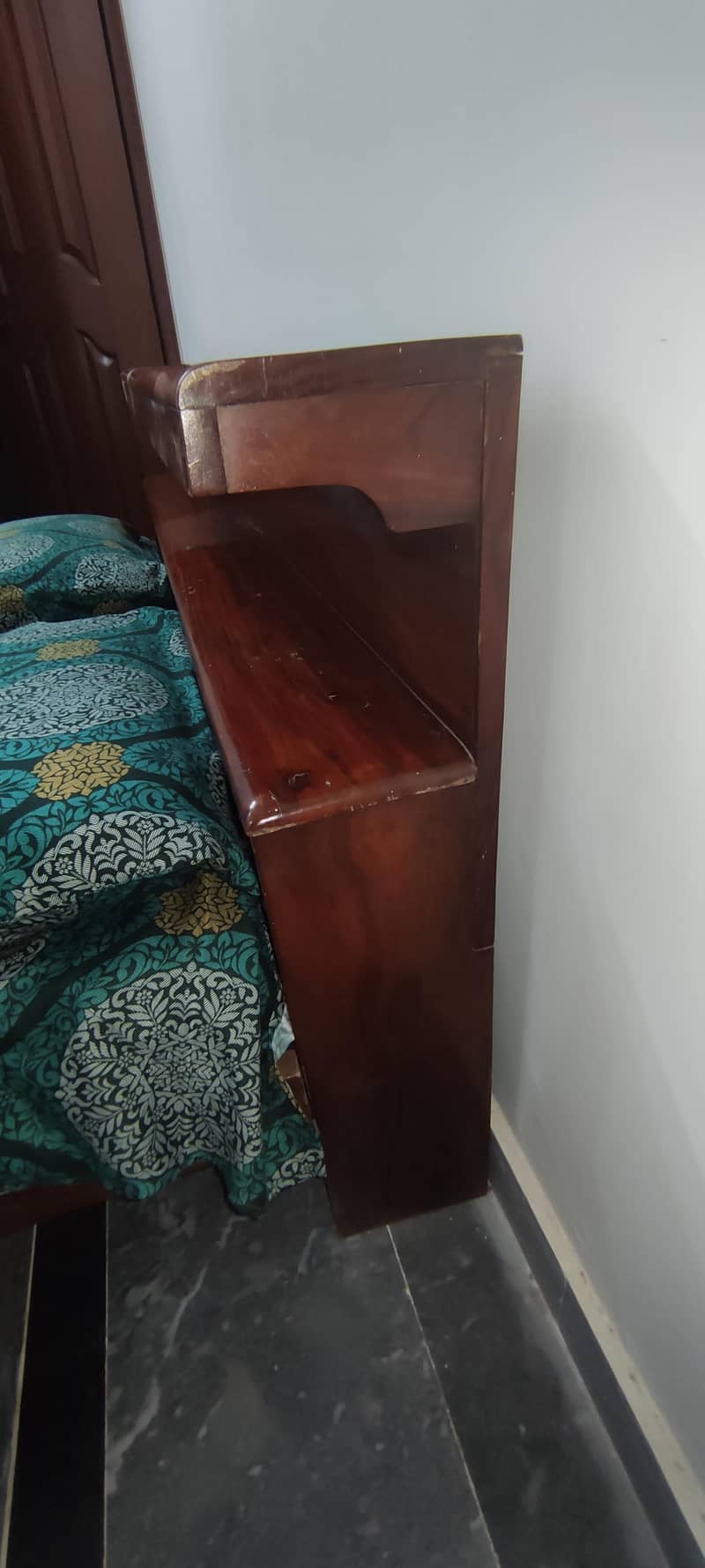 Queen Size Bed 6