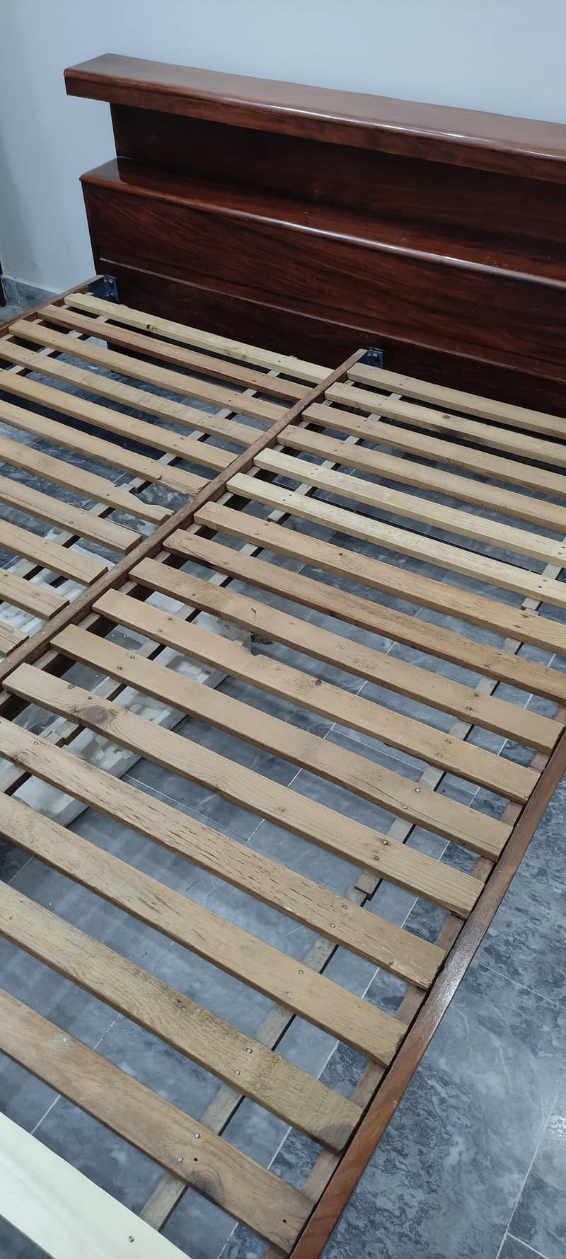 Queen Size Bed 10