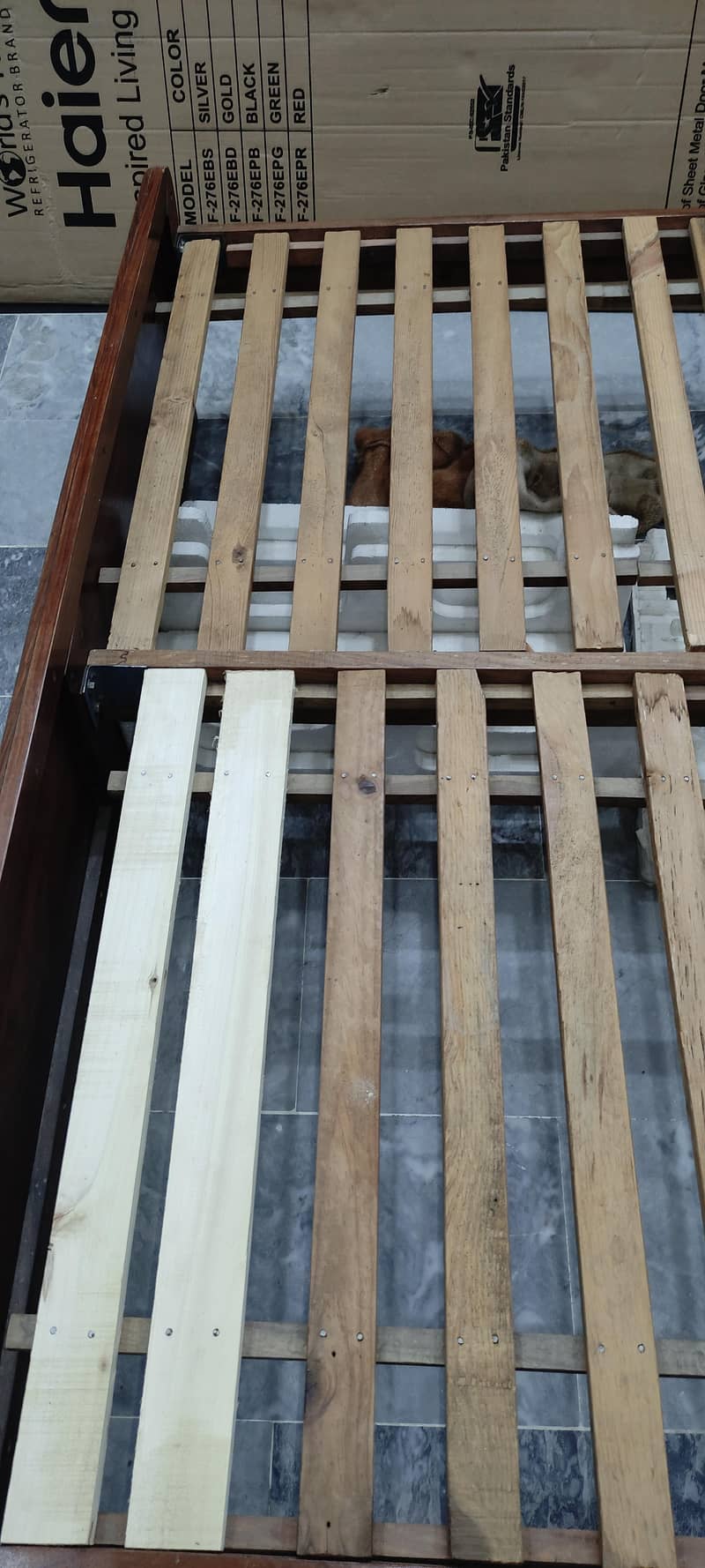 Queen Size Bed 11