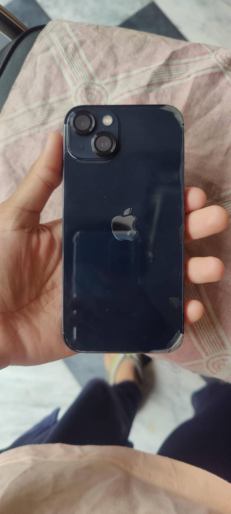 Apple iPhone 13 0
