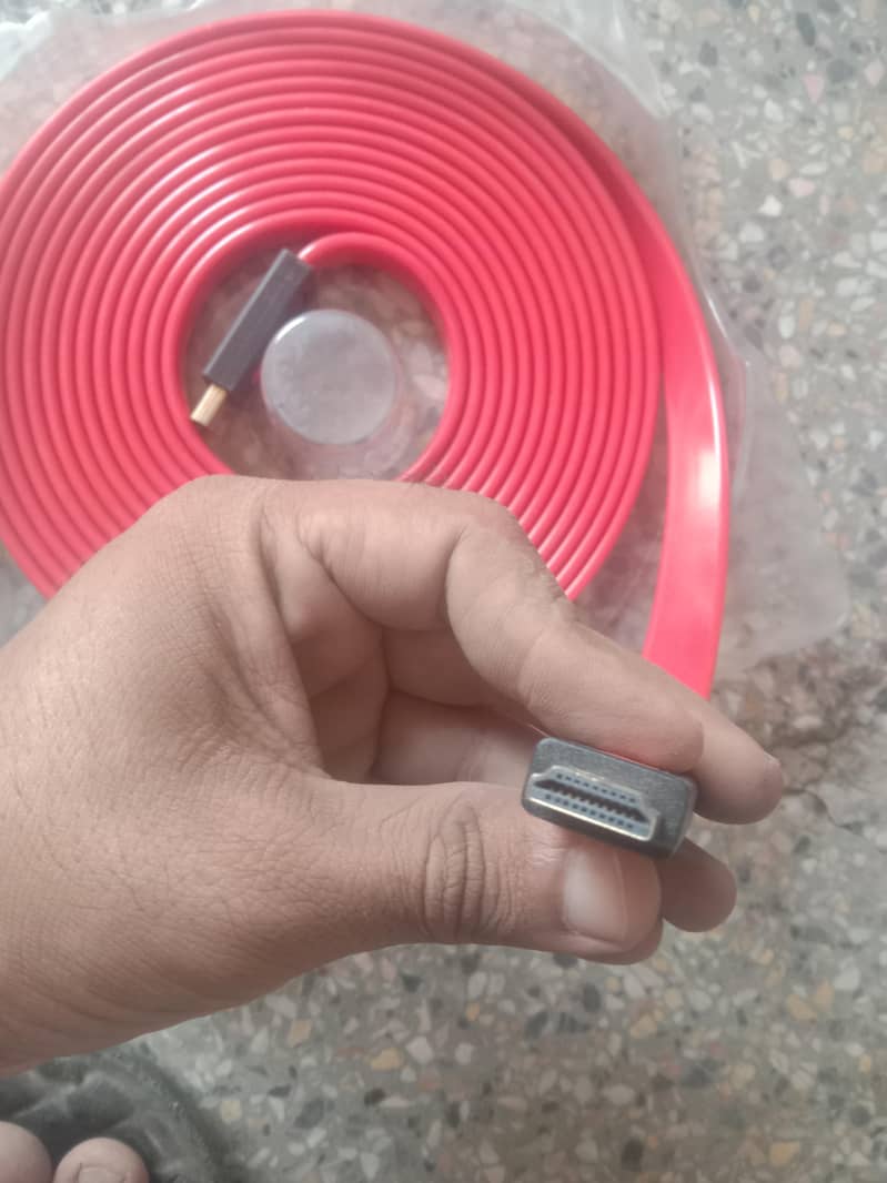 HDMI کیبل — سرخ رنگ، ڈبے کے ساتھ قیمت: 1,800 روپے (فائنل) 2