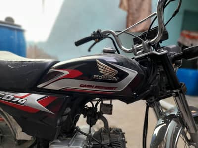 CD 70  model advanced 2025  10by10 condition all oky 03214910548