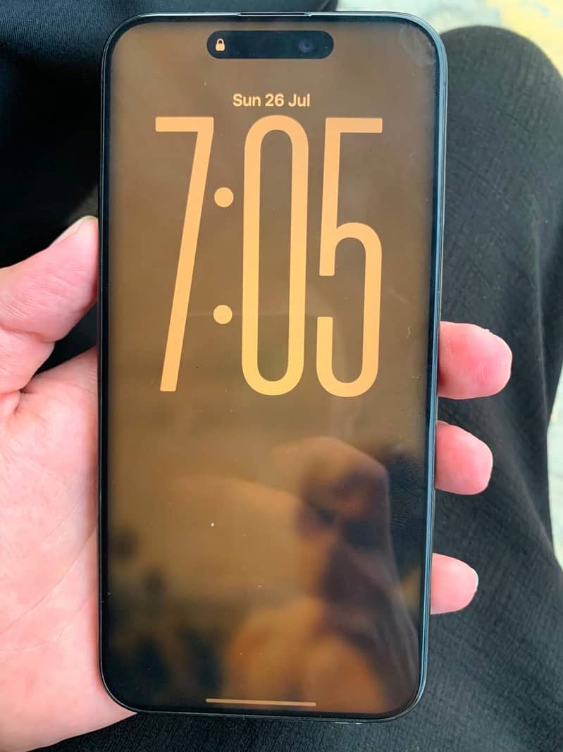 Apple iPhone 15 Pro Max 2