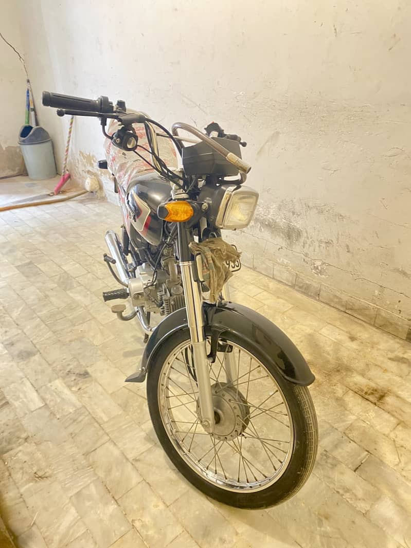 Unique 70cc 1