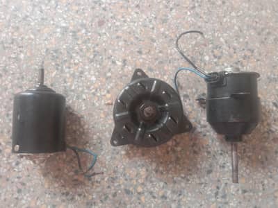 بڑی 12V موٹر — کولر یا پنکھے کے لیے قیمت: 1,000 روپے فی موٹر