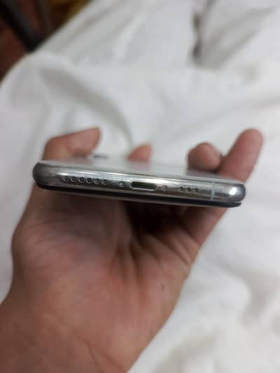 Apple iPhone XS