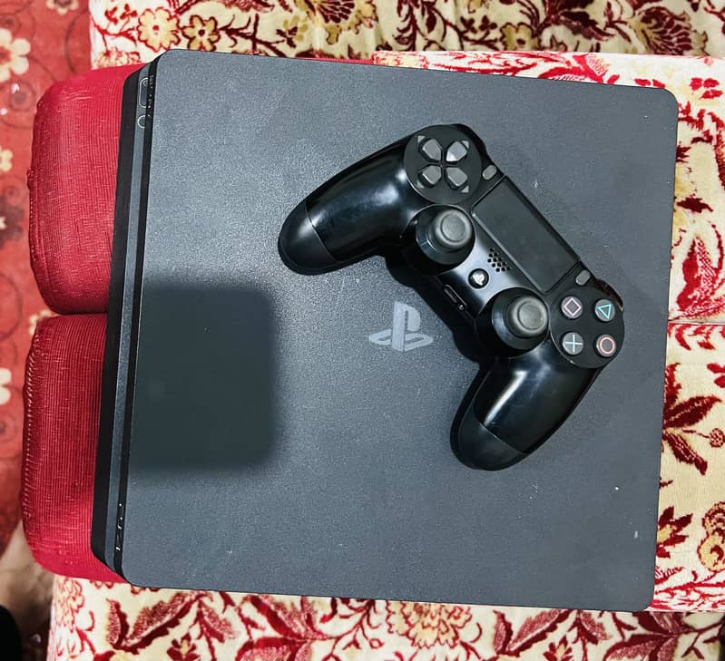 PS4 Slim 0