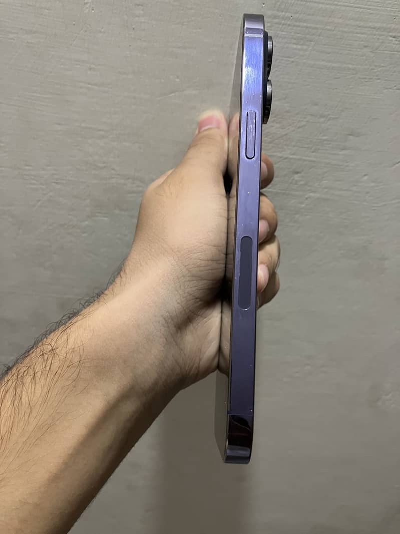 Apple iPhone 14 Pro Max 4