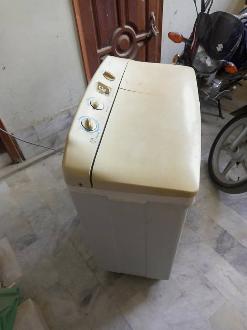 Dawlance washing machine 3