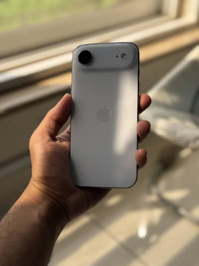 Apple iPhone 17 Air Non PTA (Jv) 10/10 with all box