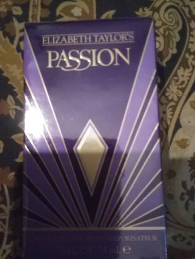 Passion perfume Elizabeth tylor