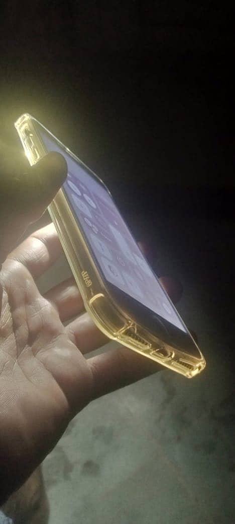 Apple iPhone 8 Plus 2