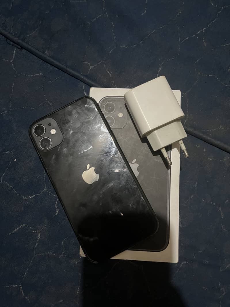 Apple iPhone 11 0