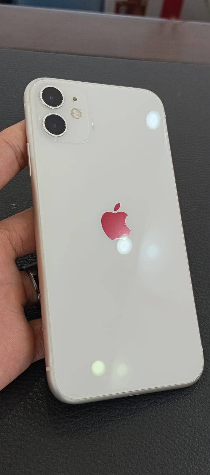 Apple iPhone 11 3