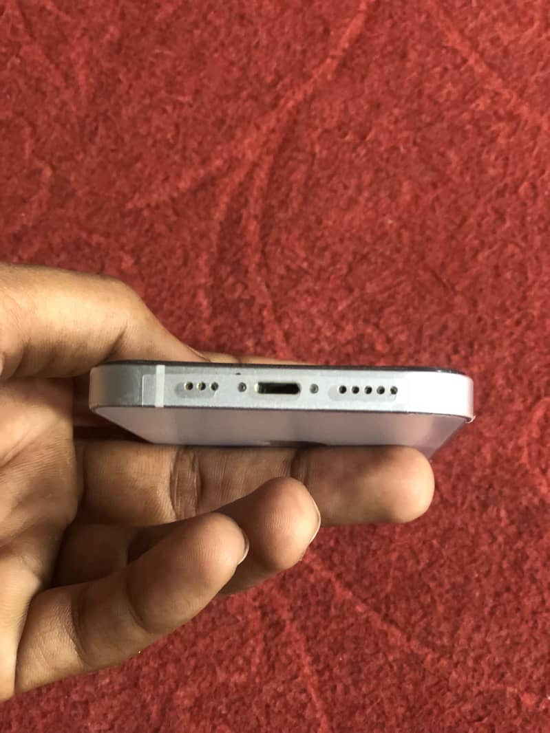 Apple iPhone 14 2