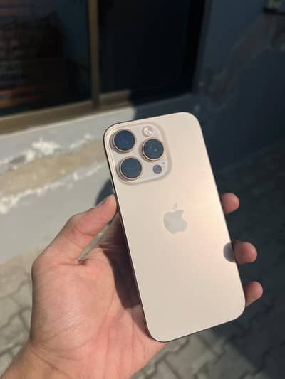 Apple iPhone 16 Pro