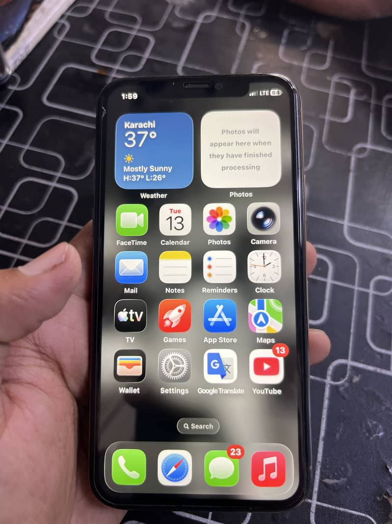 Apple iPhone 11 Pro 1