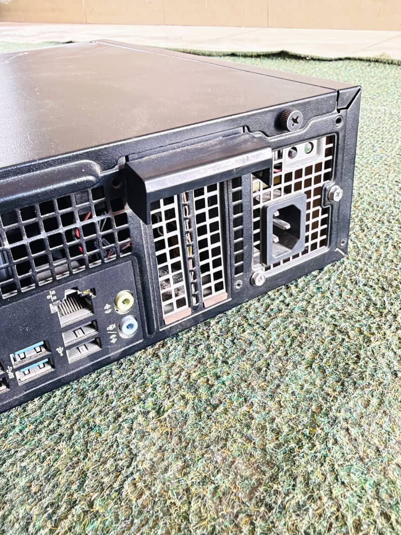 Desktop Computer 1