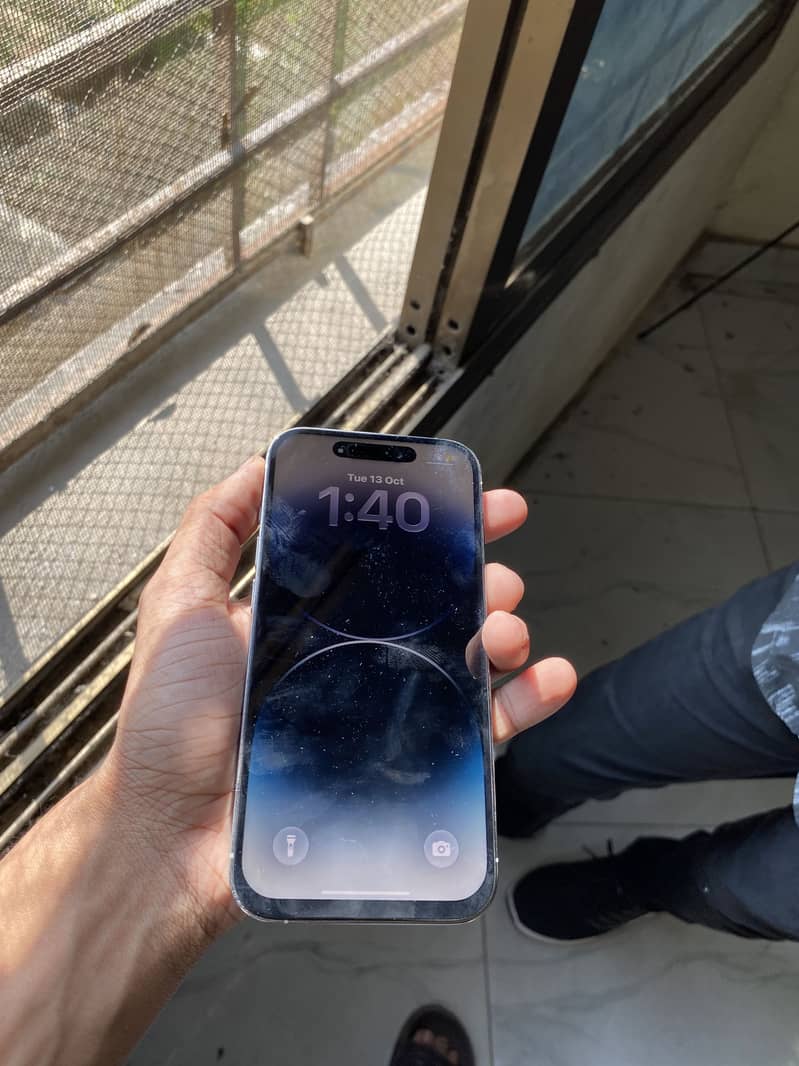 iPhone 14 pro 5