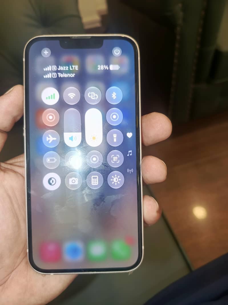 Apple iPhone 13 3