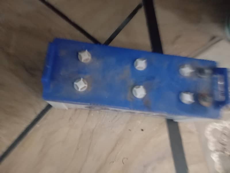 ups battery 1