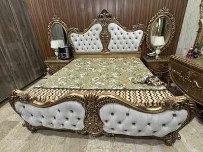 King Bed with 2 side tables and dressing