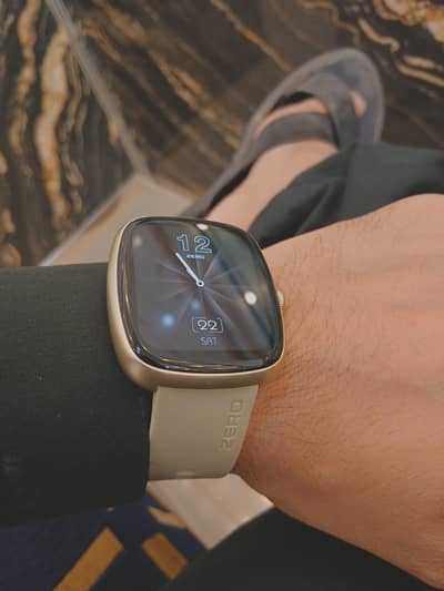 zero Lifestyle smart watch used box and warranty card