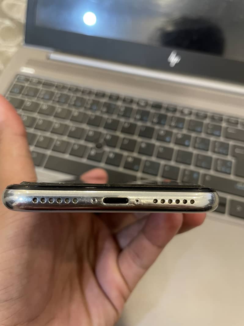 Apple iPhone X 1