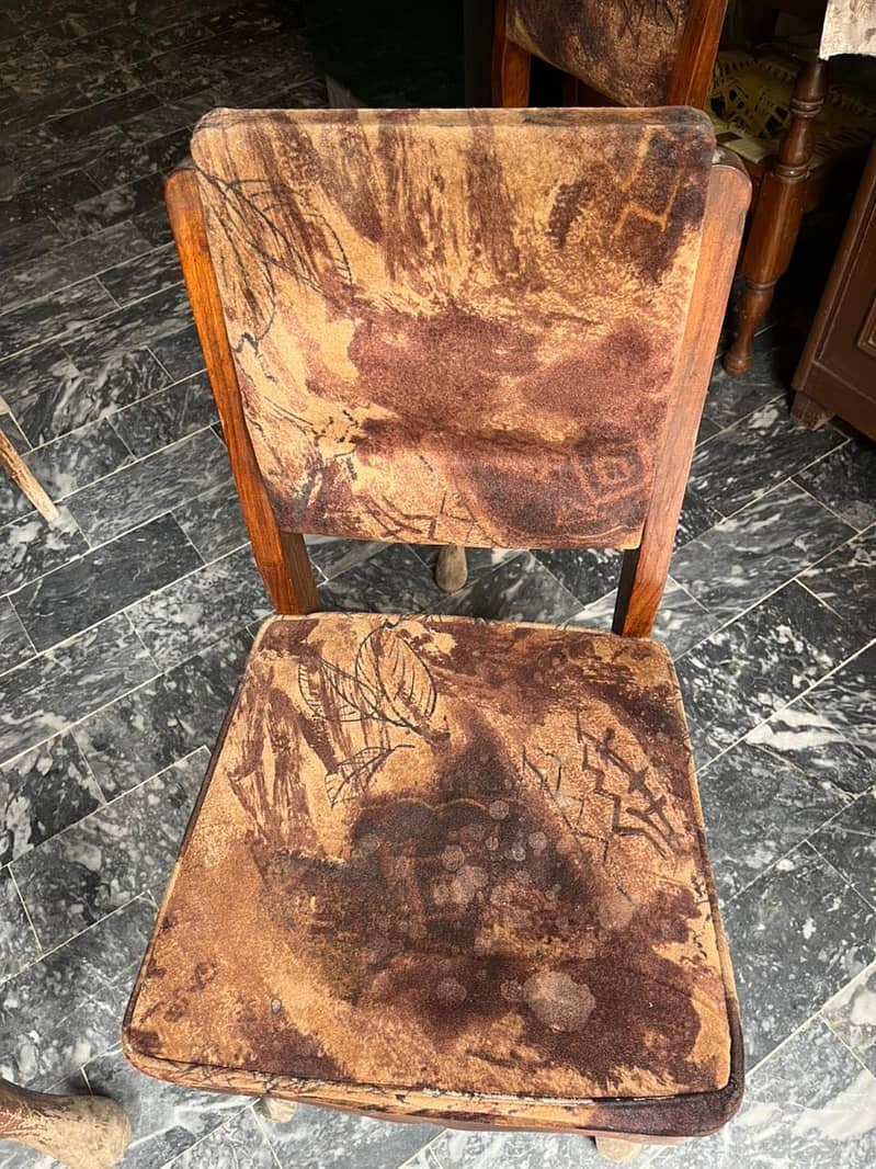Dining Table with 5 chairs 2