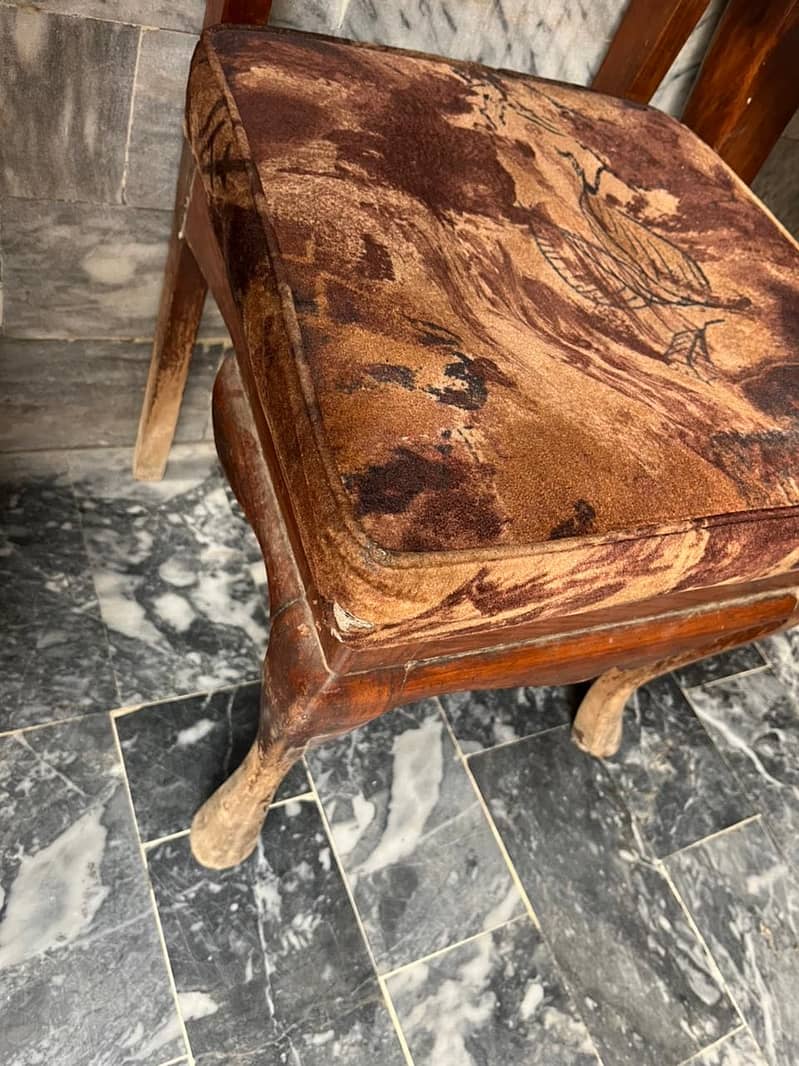 Dining Table with 5 chairs 7