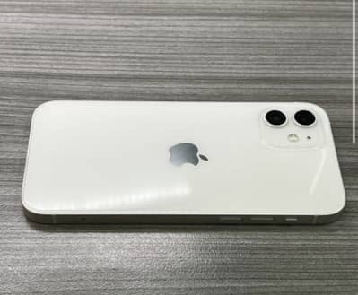 Apple iPhone 12
