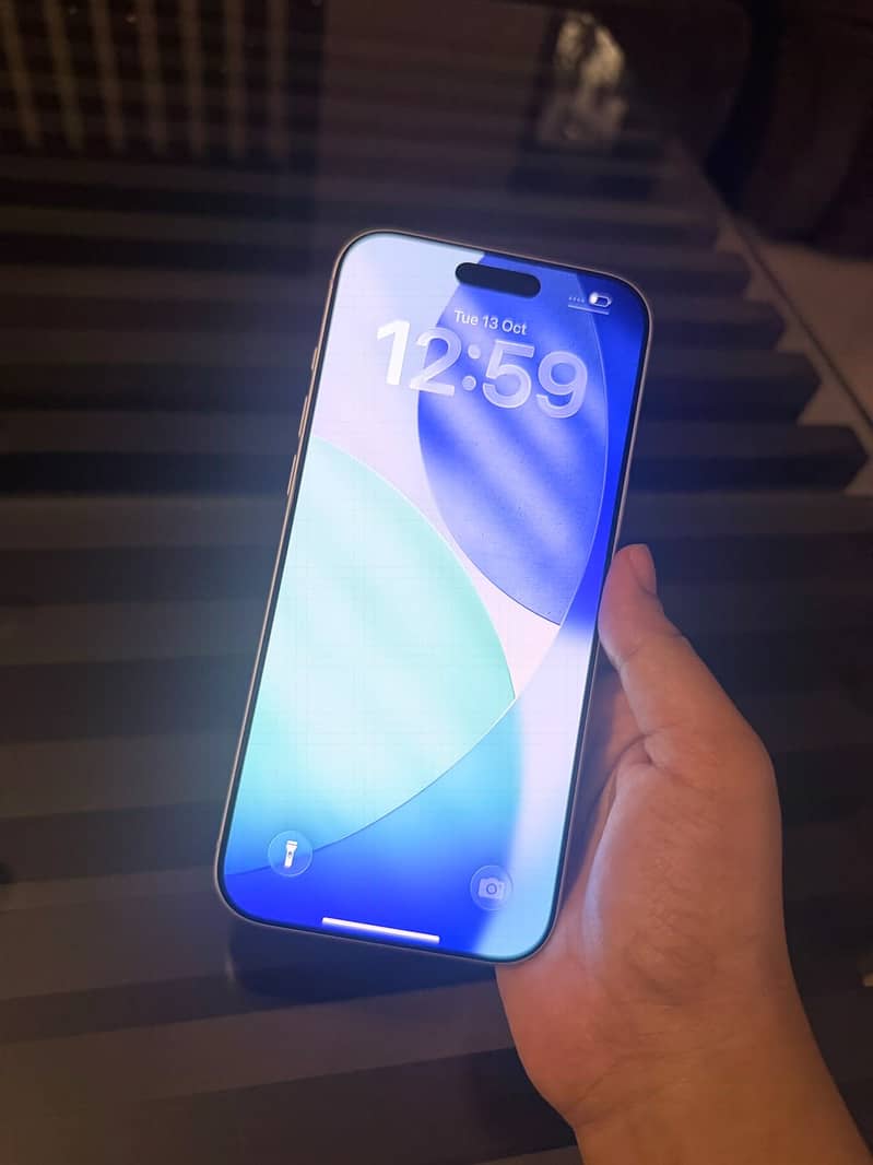 Apple iPhone 17 Pro Max 3