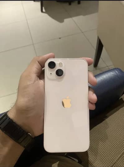 Apple iPhone 13