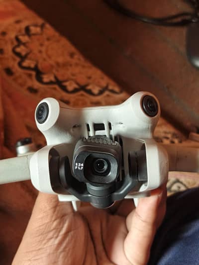 DJI Mini 4 Pro Combo