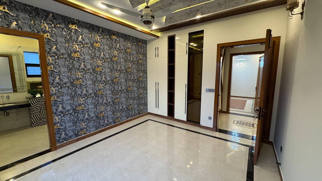 Luxury Redefined Exclusive 1 Kanal House For Sale In Gulberg Residencia ...