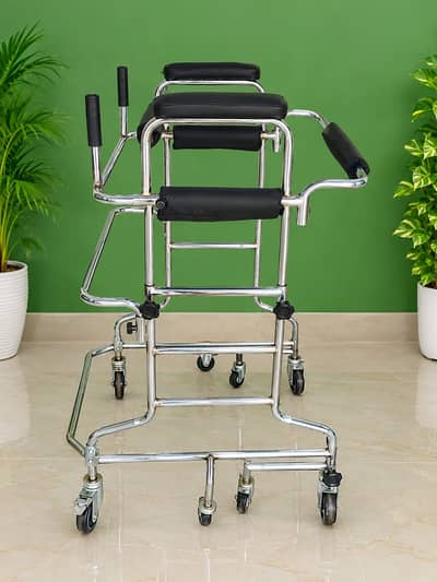 Rehabilitation Walker / Medical Walking Frame for Sale