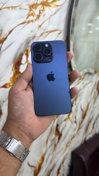 Apple iPhone 15 Pro