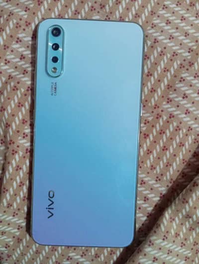 Vivo S1