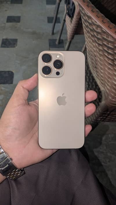 Apple iPhone 16 Pro Max