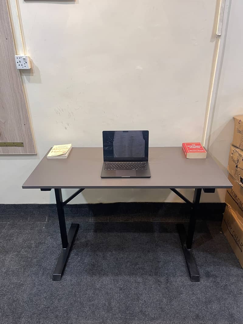 Study and work table 2