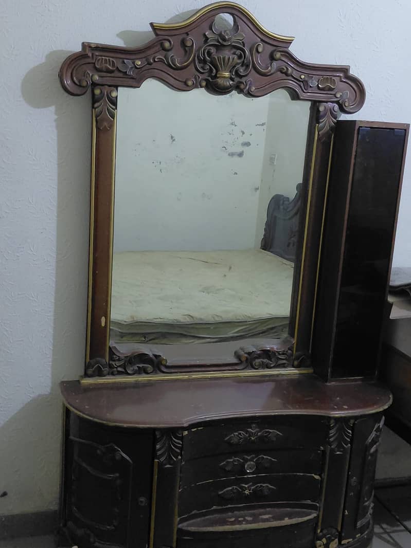 Dressing Table 2