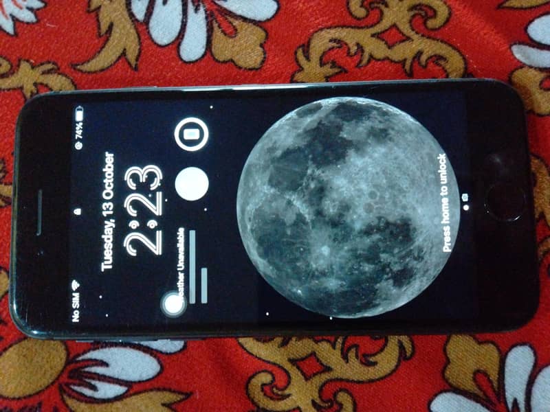 Apple iPhone 8 1